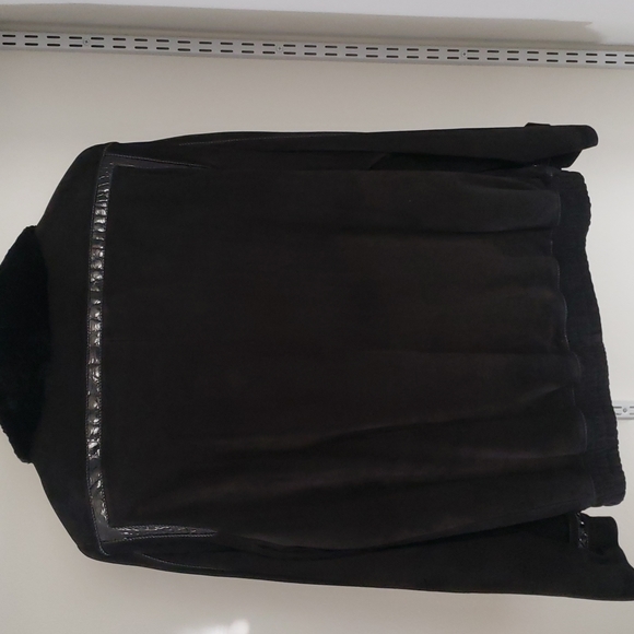 Beltrami Black Suede, Crocodile & Fur Collar & Lining Jacket - Picture 7 of 14